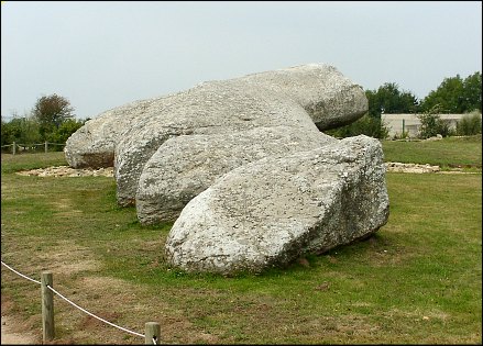 Le Grand Menhir Brisé